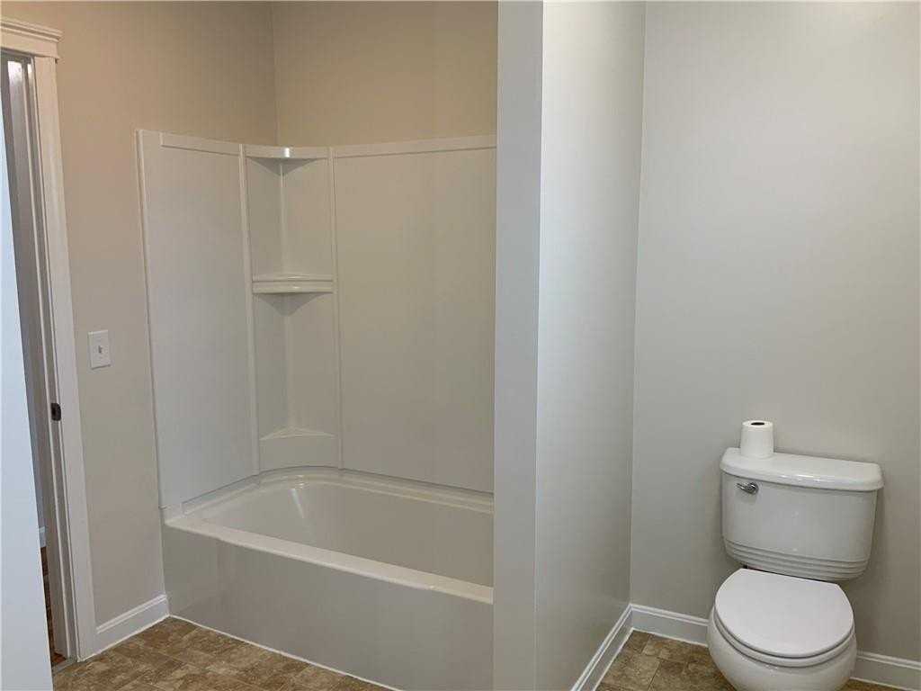 131 Beverage Hill Ave - Photo 6 of 8