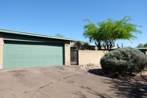 featured image of 8357 N Mesquite Shadows Dr