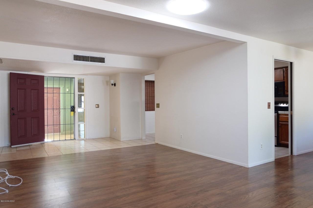 8357 N Mesquite Shadows Dr - Photo 6 of 27