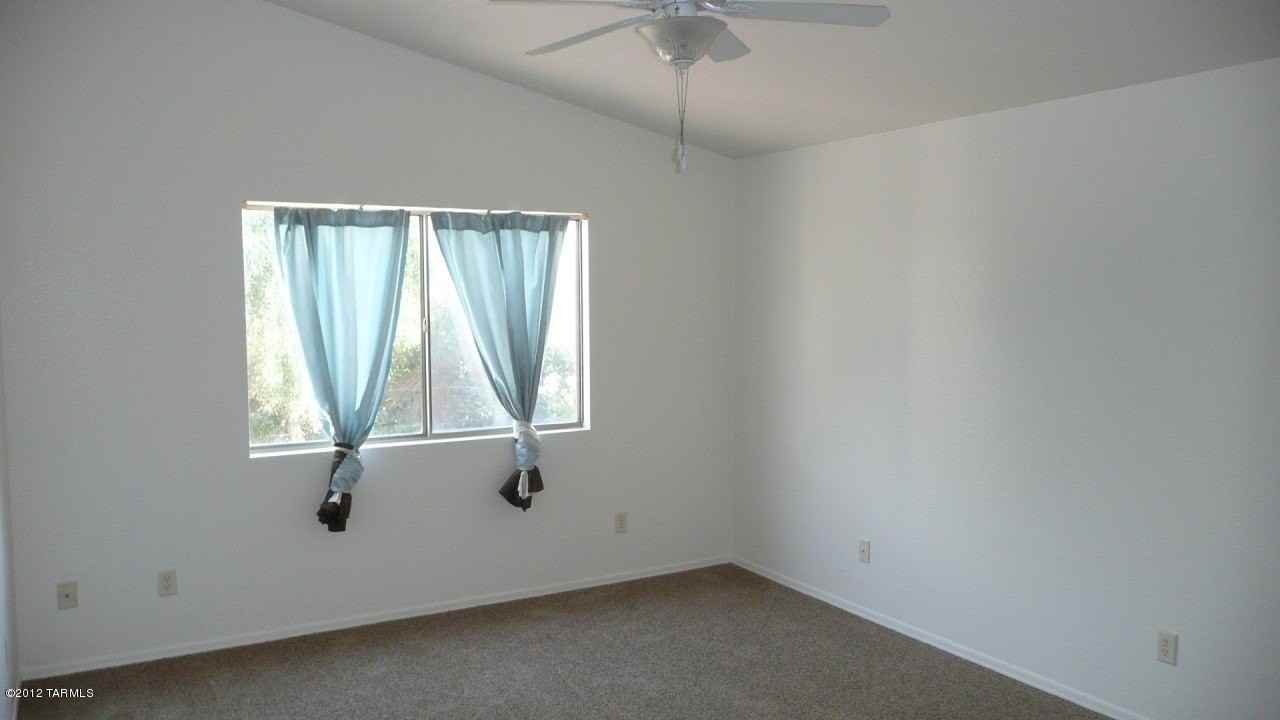 873 W Clear River St - Photo 4 of 8