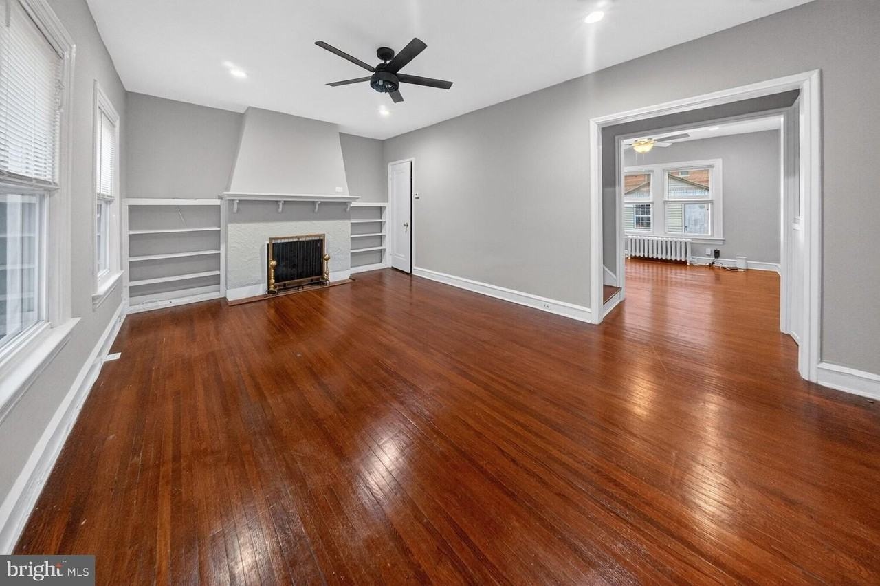 1353 Kennedy St Nw - Photo 6 of 32