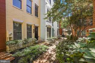 924 4th St Se - Photo 1 of 1