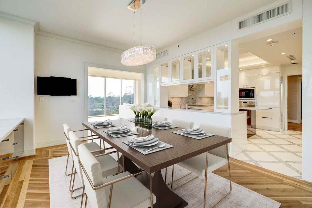 121 N Post Oak Ln #706 - Photo 5 of 18