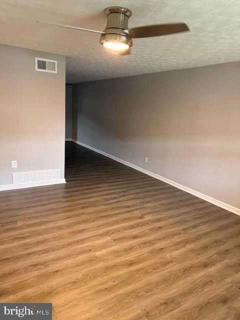 2021 Kelmore Rd - Photo 2 of 12