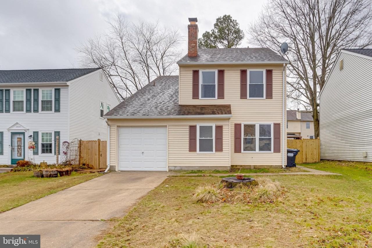 2911 Byron Ct - Photo 2 of 50