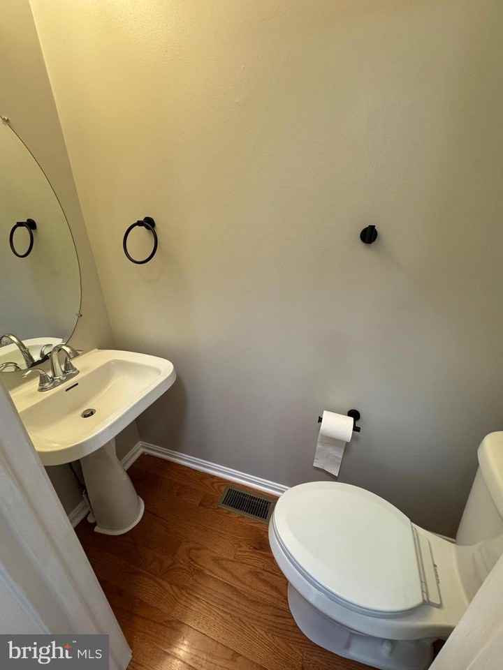 6132 White Marble Ct - Photo 6 of 32