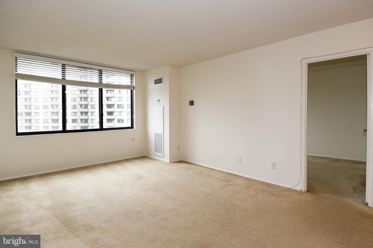 5225 Pooks Hill Rd Apt 1003s - Photo 2 of 30