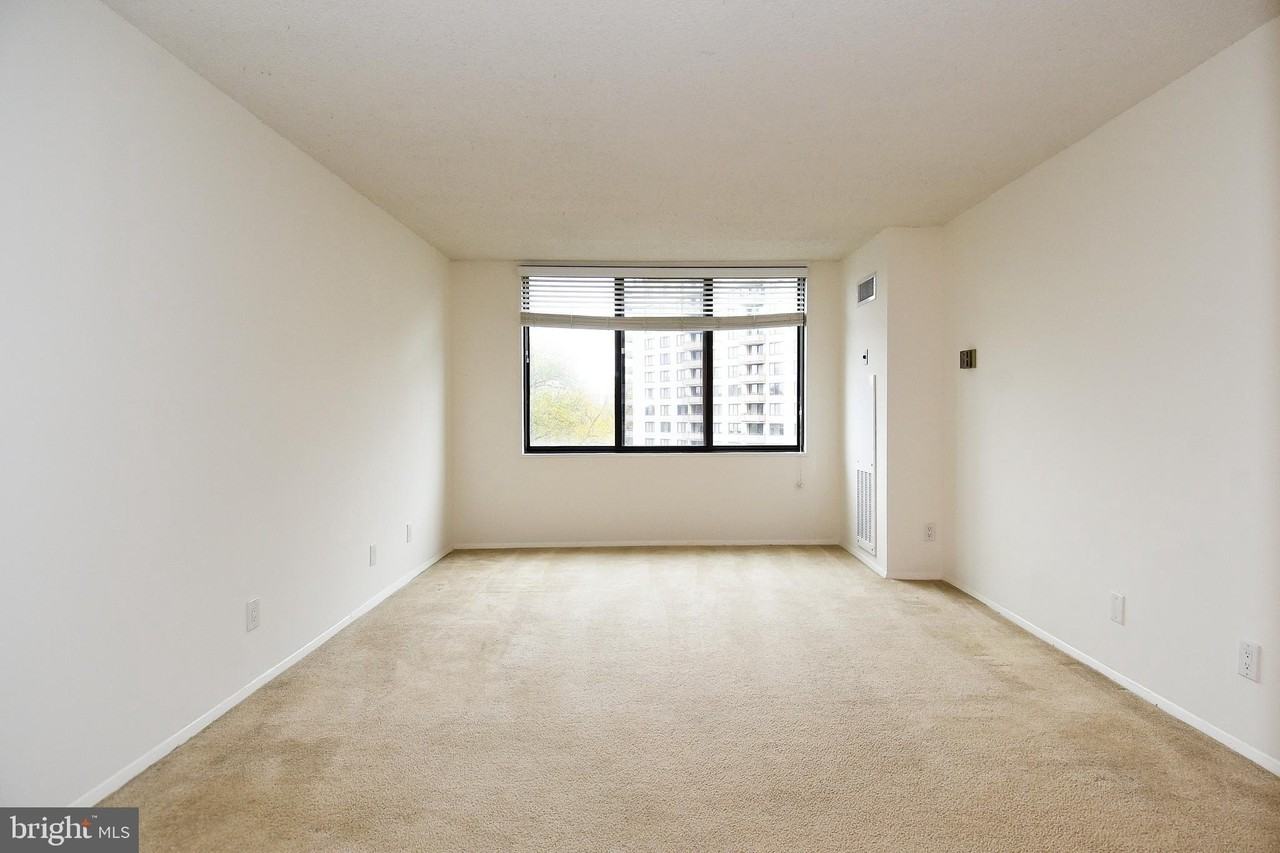 5225 Pooks Hill Rd Apt 1003s - Photo 3 of 30