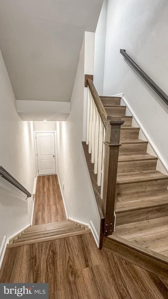 9637 Block St - Photo 6 of 17