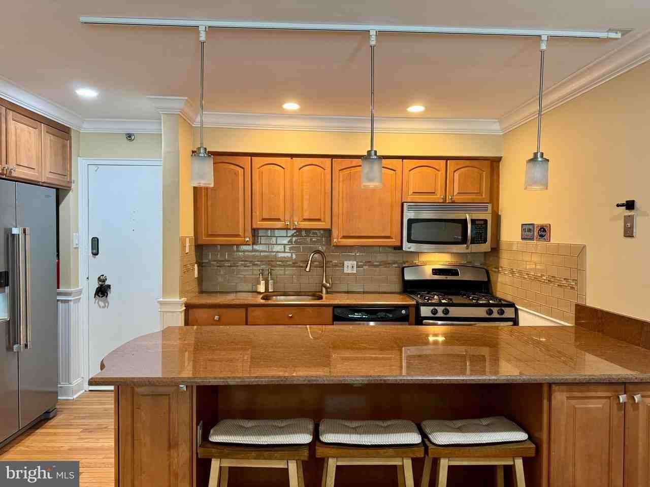 9300 Atlantic Ave #204 - Photo 2 of 37