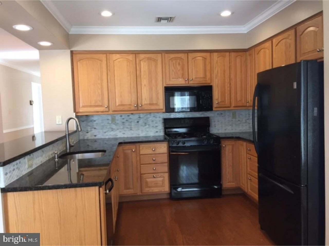 9 Stonebridge Ln - Photo 6 of 21