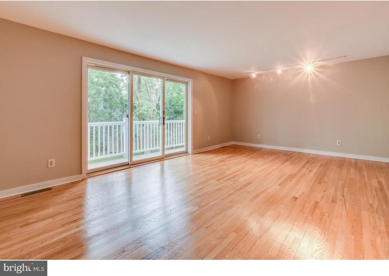 28 Mountain Ave - Photo 7 of 25