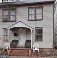 featured image of 365 N Evans St