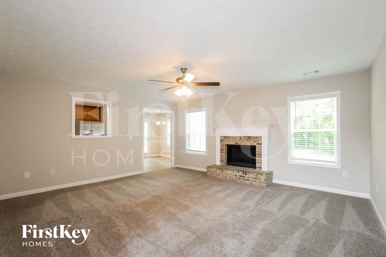 562 Rachel View Ct - Photo 2 of 15