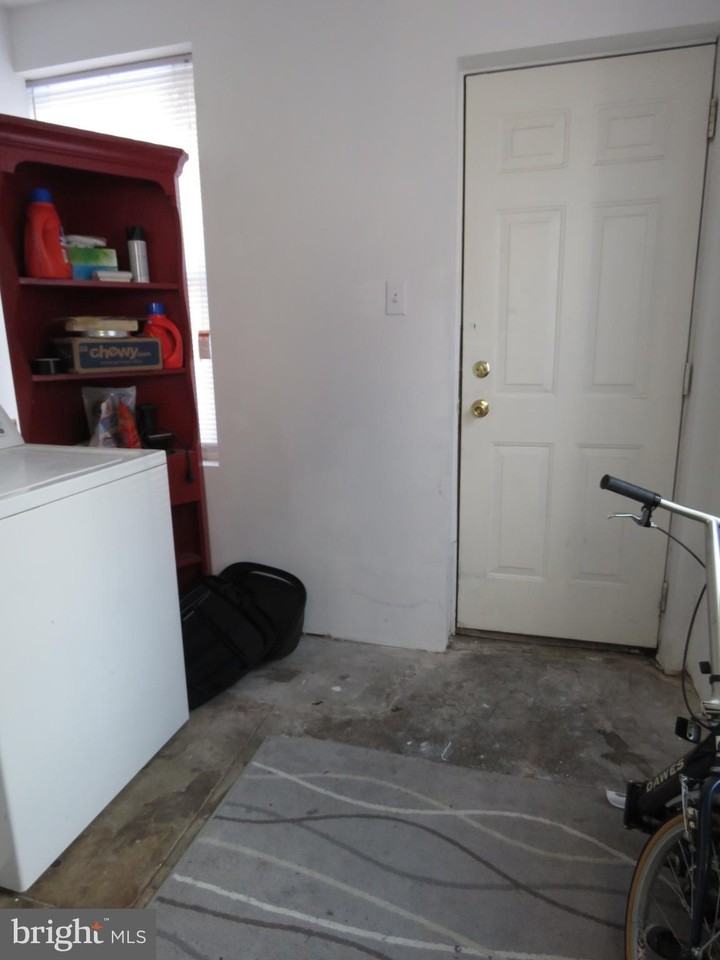 519 N 35th St - Photo 6 of 8