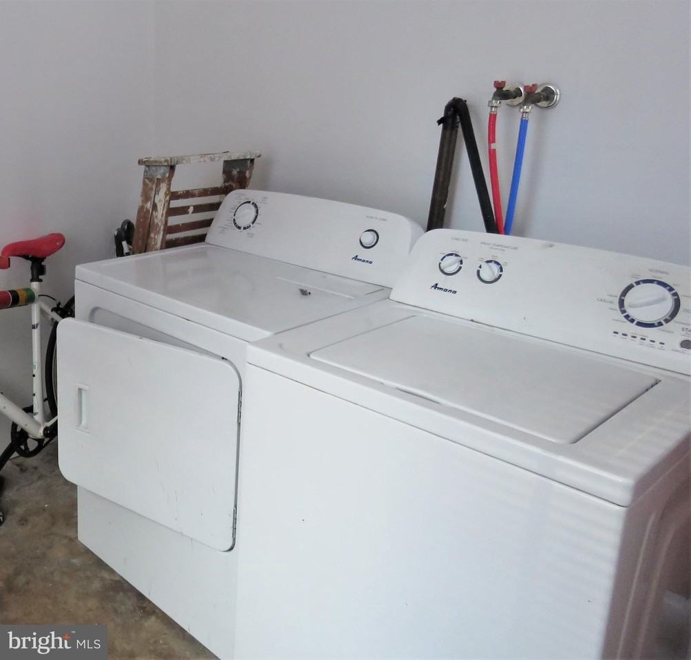 519 N 35th St - Photo 7 of 8
