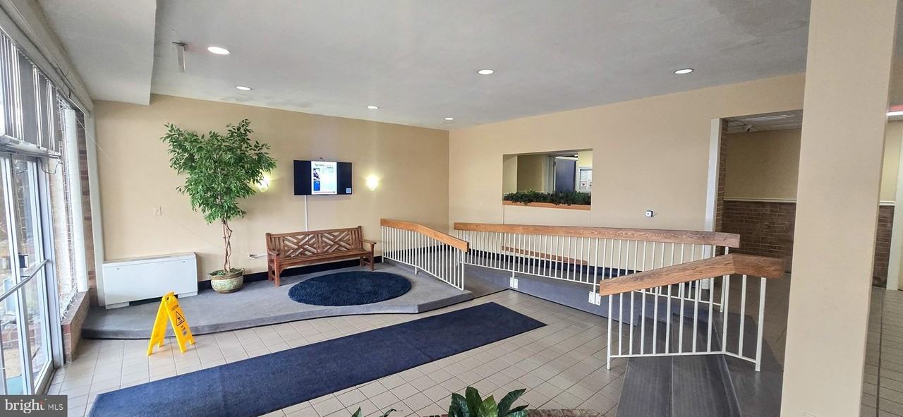 5111 8th Rd S Apt 2 - Photo 3 of 17