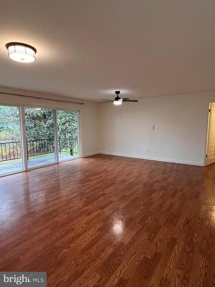 4108 Mangalore Dr Apt 203 - Photo 4 of 9