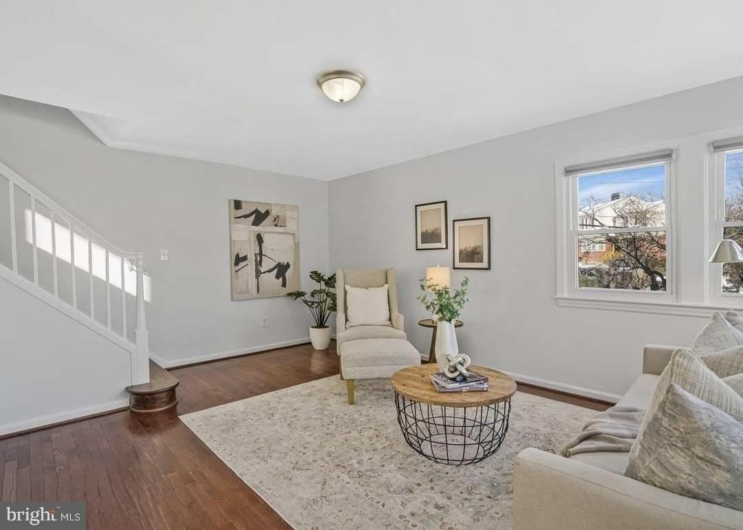 2509 Oberlin Dr - Photo 3 of 31