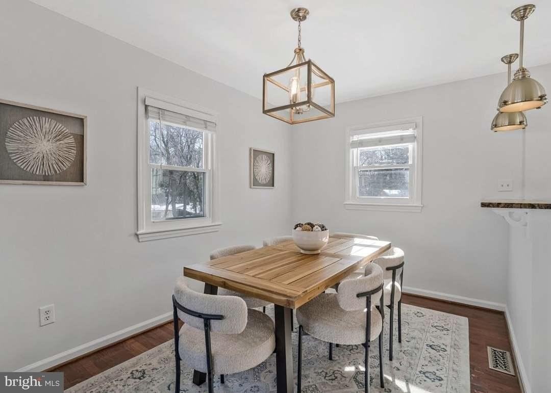 2509 Oberlin Dr - Photo 6 of 31