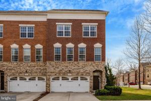 featured image of 42258 Castle Ridge Sq