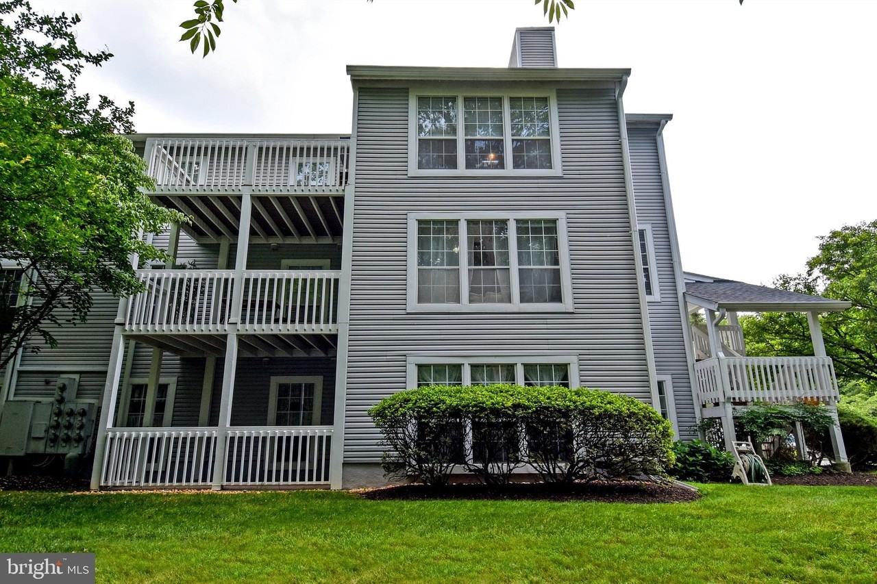 12040 Cardamom Dr Unit 12040 - Photo 4 of 28