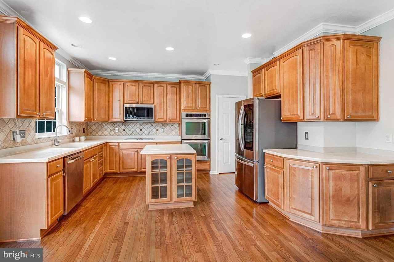 5213 Yellow Birch Dr - Photo 3 of 14