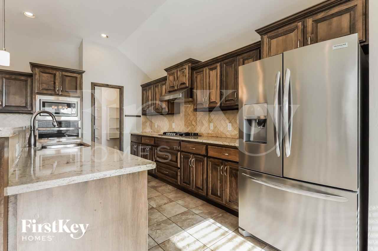 3500 Grizzly Ridge Ct - Photo 5 of 16