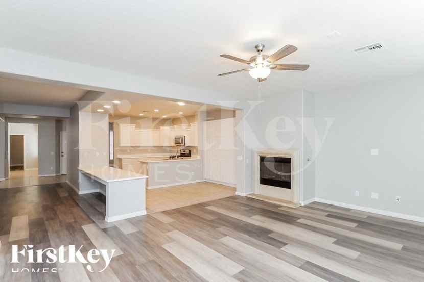 5595 Criollo Dr - Photo 3 of 15