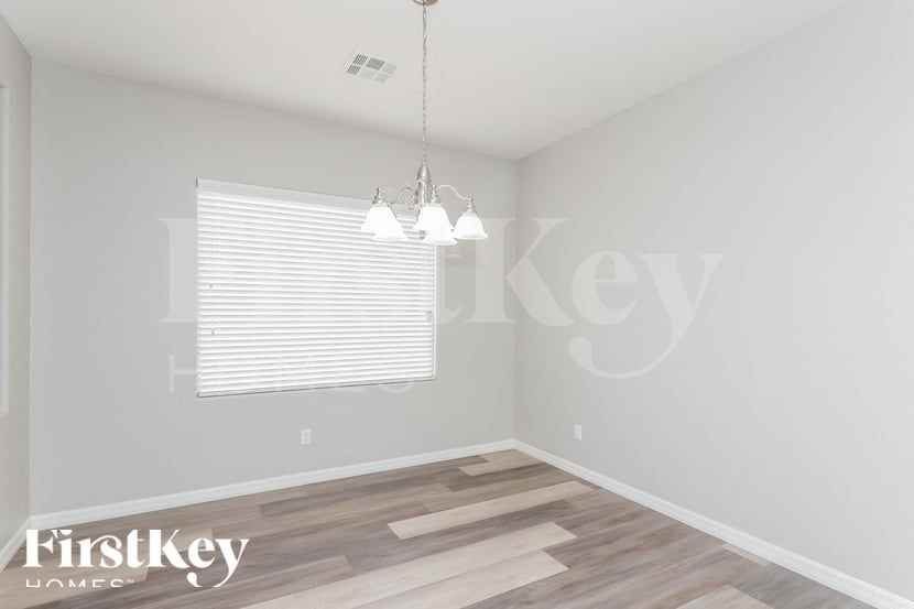 5595 Criollo Dr - Photo 7 of 15