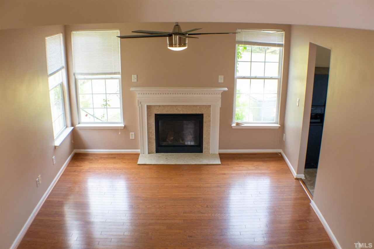 5145 Mabe Dr - Photo 3 of 26