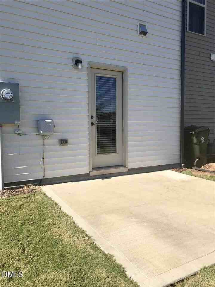 313 Brier Crossings Loop - Photo 3 of 27