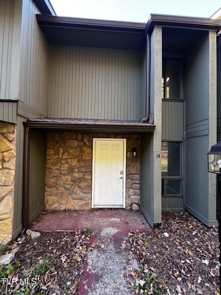 1419 Colony Park Dr Apt 13 - Photo 3 of 32