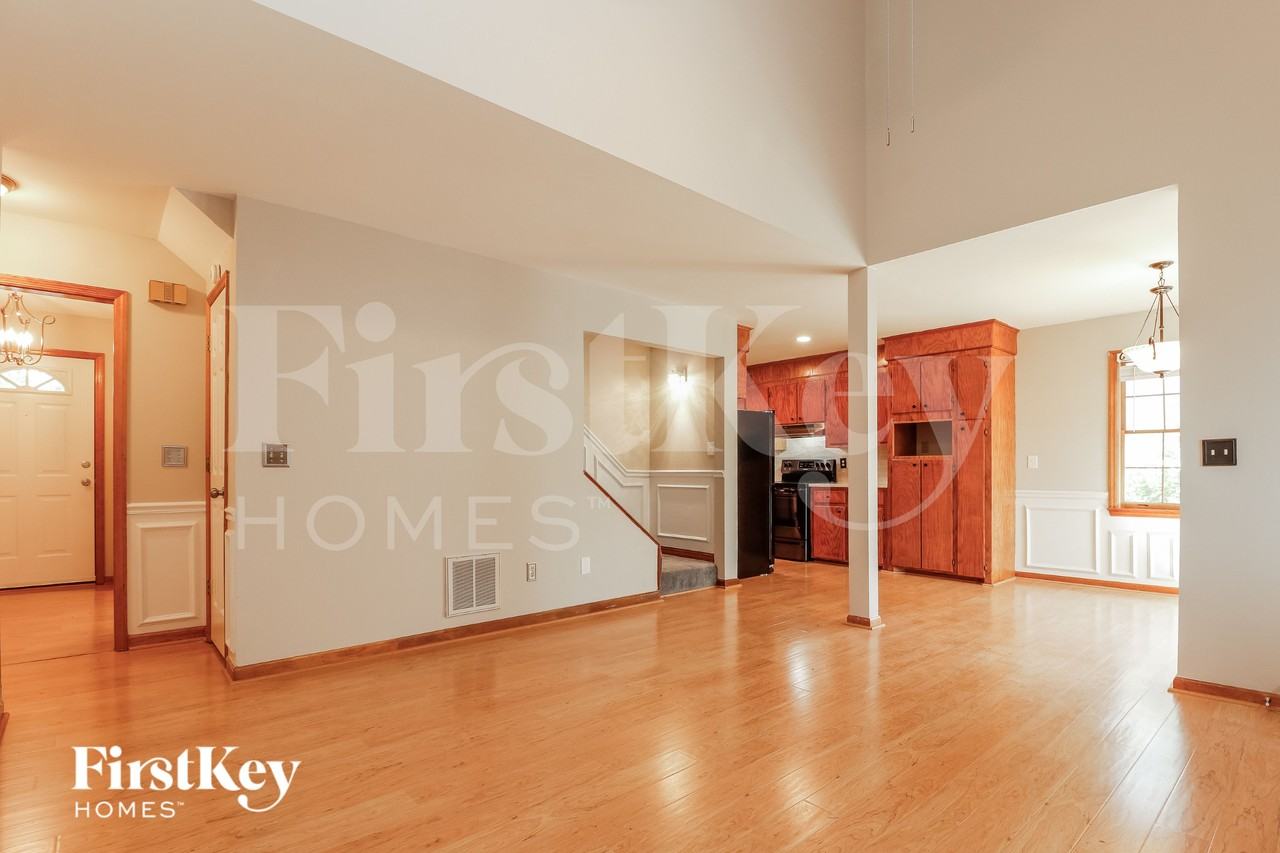 1301 Apache Pine Dr - Photo 3 of 15