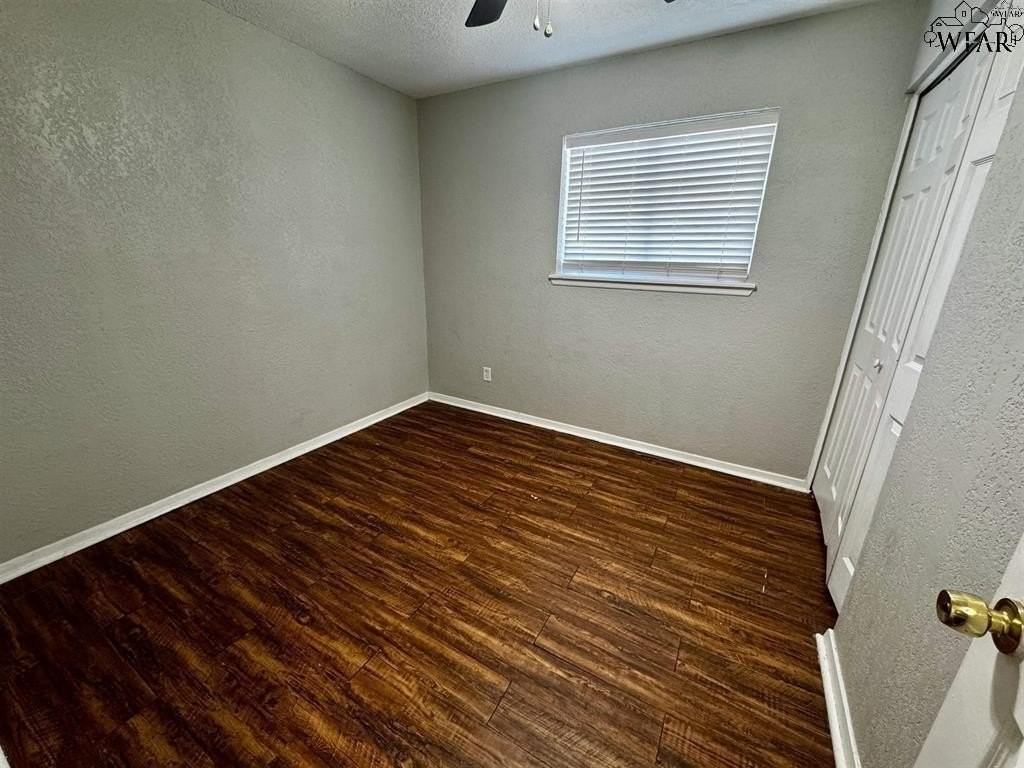 1710 10th St #4 - Photo 6 of 8