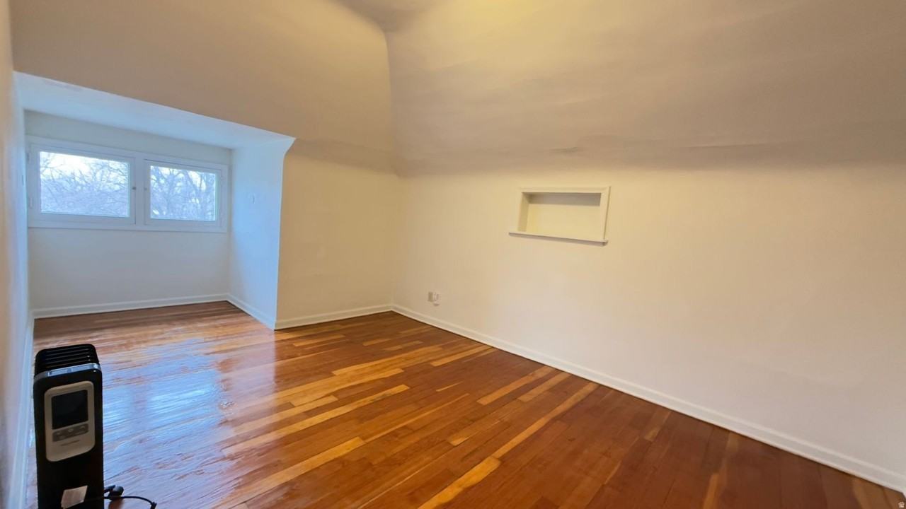 813 E 100 S Unit 6 - Photo 3 of 9