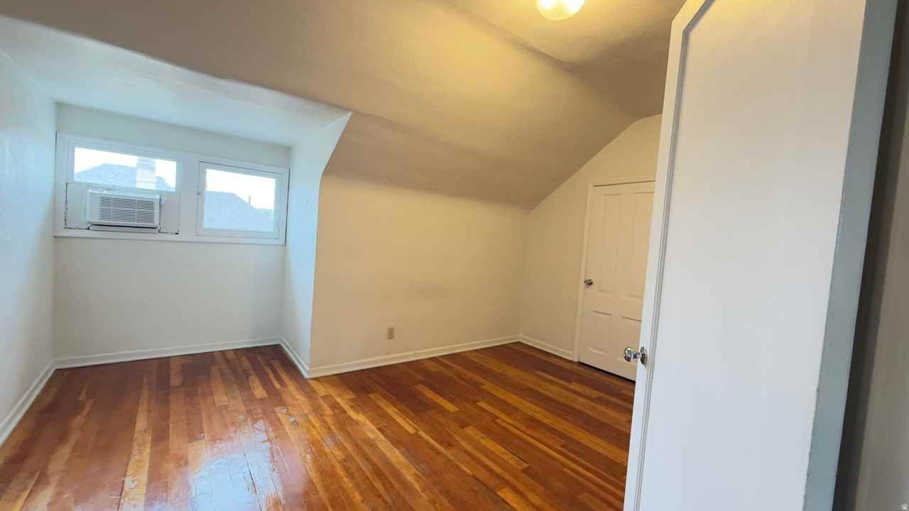 813 E 100 S Unit 6 - Photo 7 of 9