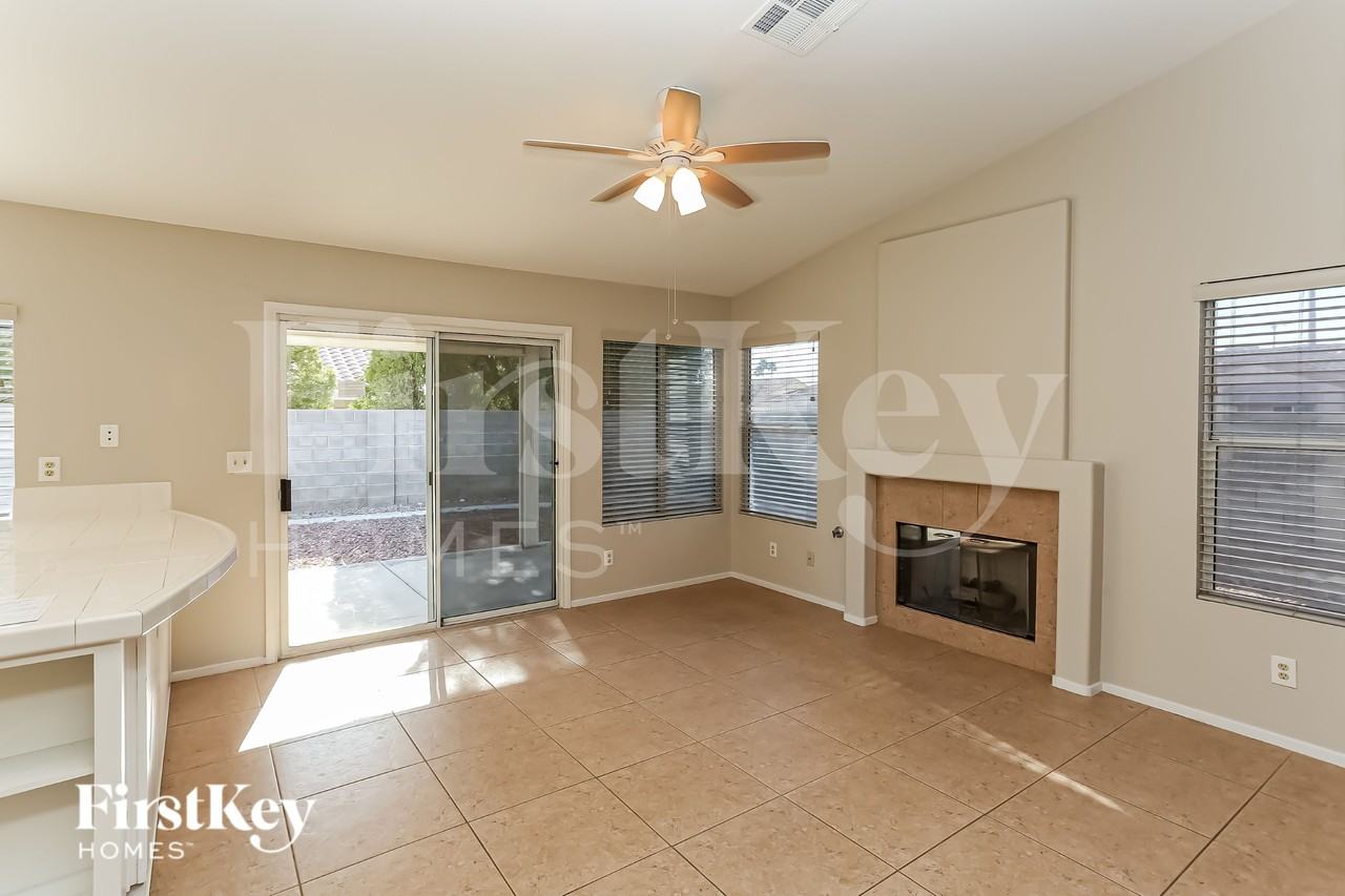 4822 Wind Break Ln - Photo 3 of 15