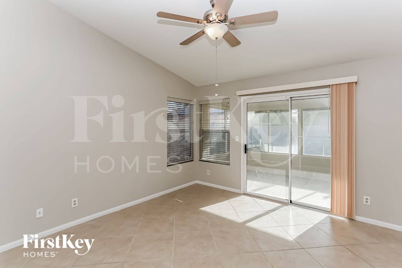 4822 Wind Break Ln - Photo 7 of 15