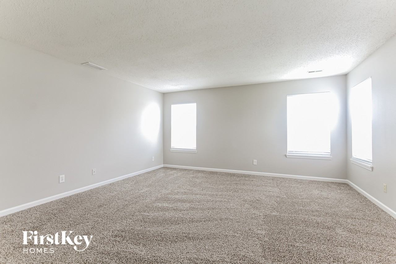 8114 Grove Berry Dr - Photo 6 of 15