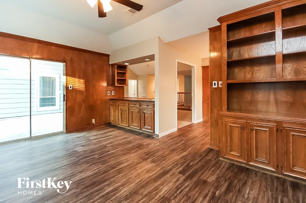 15806 Afore Dr - Photo 7 of 15