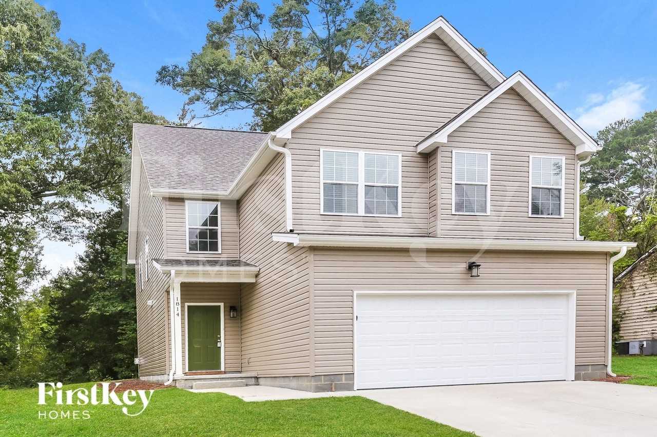 1814 Yarborough Dr - Photo 2 of 16