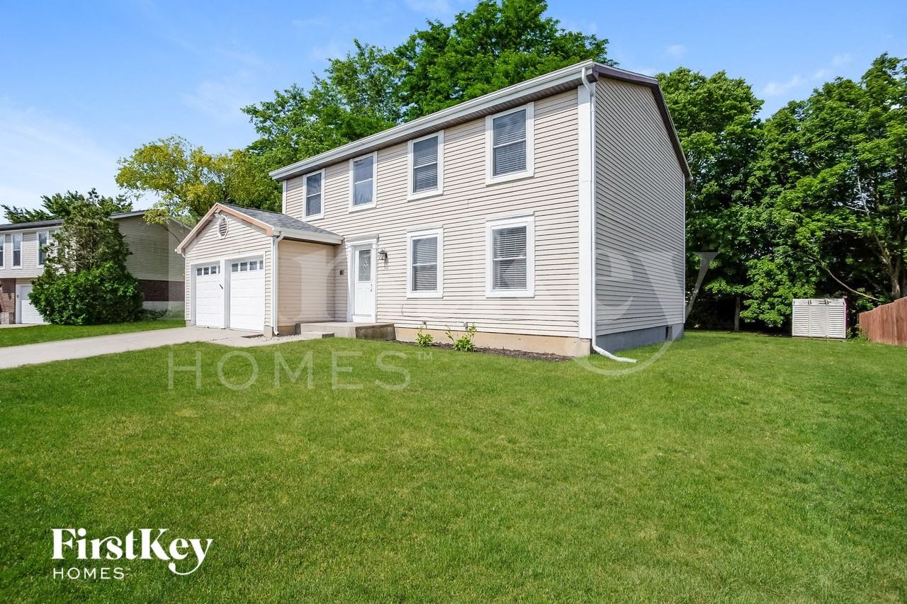 8053 Harvest Ln - Photo 2 of 15