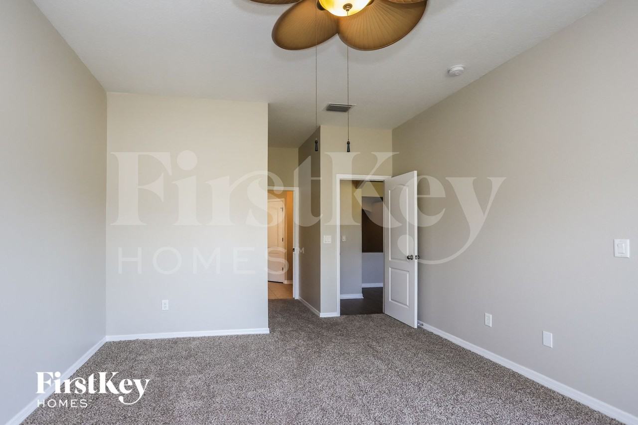 1144 Emerald Hill Way - Photo 7 of 15