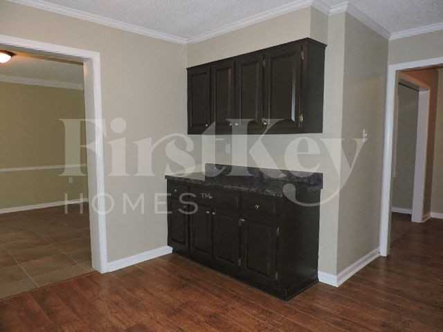 8601 Thorncliff Fwy - Photo 6 of 21