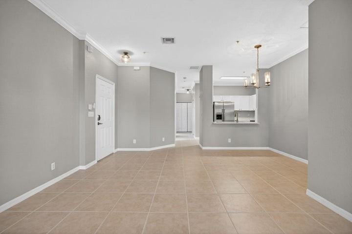 160 Village Boulevard #I - Photo 7 of 10