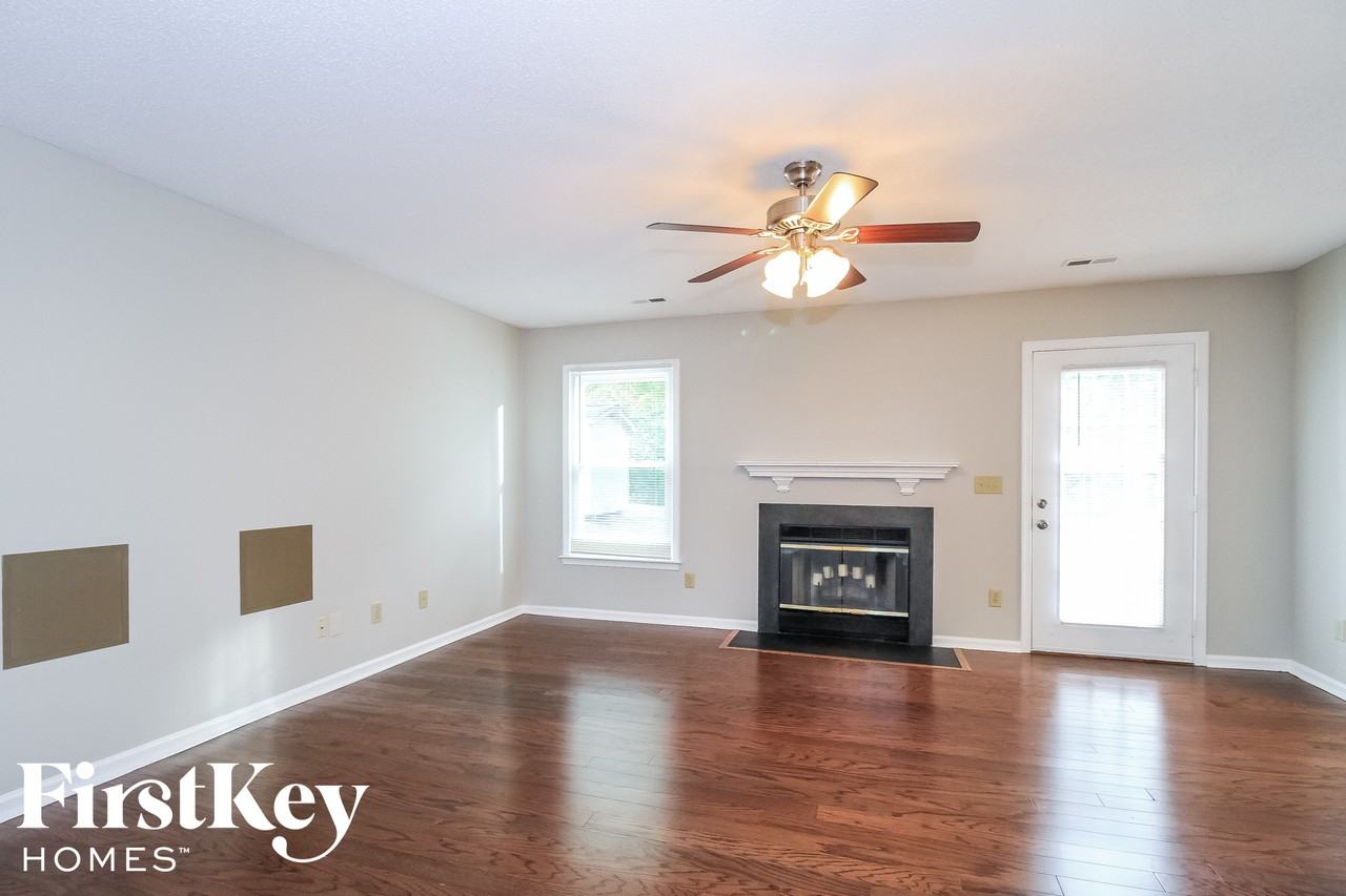 5909 Running Ridge Rd - Photo 4 of 15