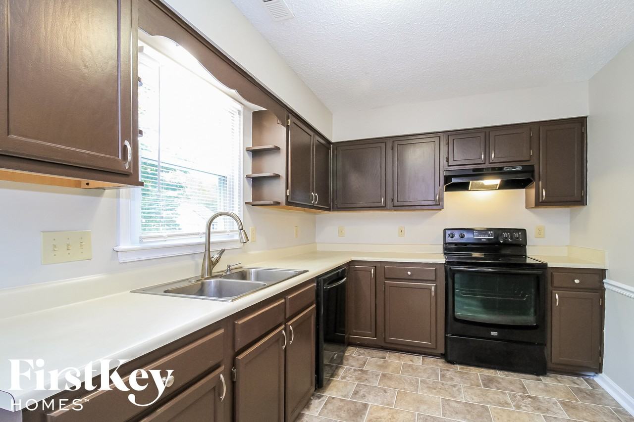 5909 Running Ridge Rd - Photo 7 of 15