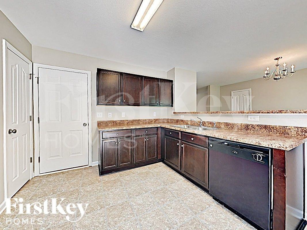 4813 Manchineel Ln - Photo 4 of 17