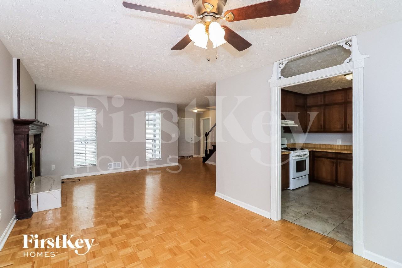 3848 Valley Brook Rd - Photo 6 of 15